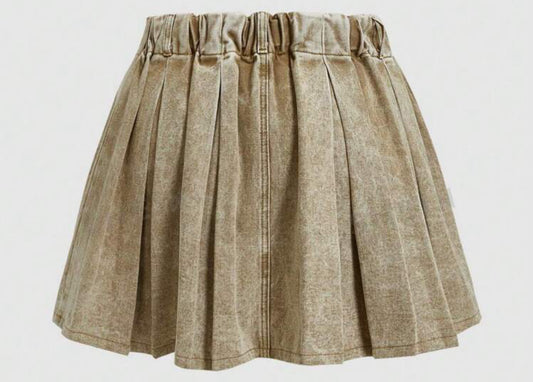 Khaki pleated skirt