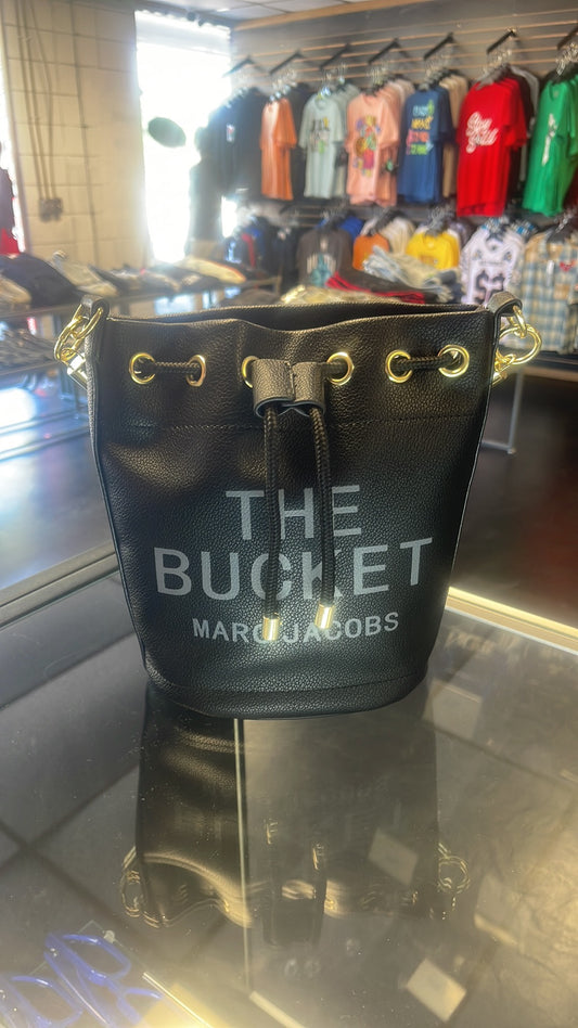 Bucket purse